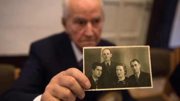 Ex-SS-Wachmann von Auschwitz angeklagt