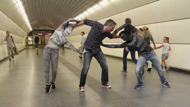 Performance in Wiener U-Bahn-Station
