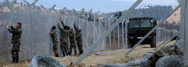 Mazedonien wird Grenze zu Griechenland schließen