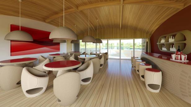 Innenansicht eines Restaurants mit Tischen, Stühlen und einer Bar aus hellem Holz.