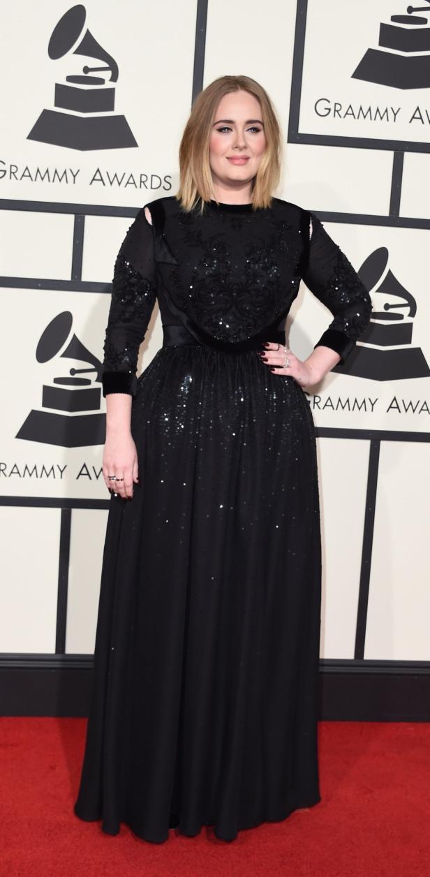 Grammy-Outfits: Sexy Roben trafen auf Hello Kitty-Horror