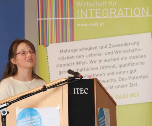 Vorname reicht, keine Hautfarbe!