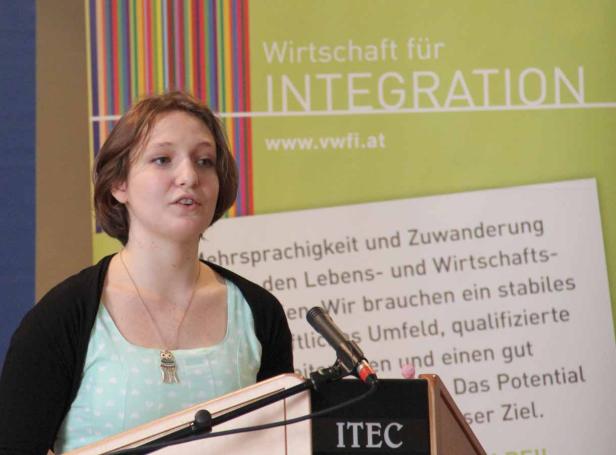 Vorname reicht, keine Hautfarbe!