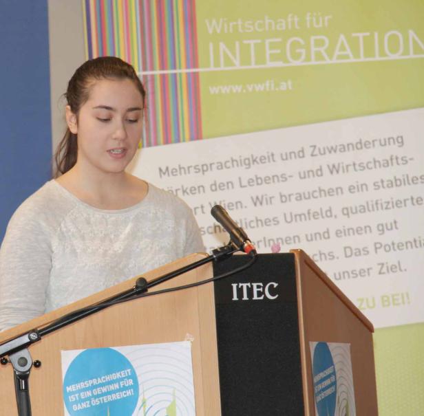 Vorname reicht, keine Hautfarbe!