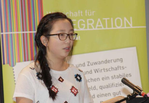 Vorname reicht, keine Hautfarbe!