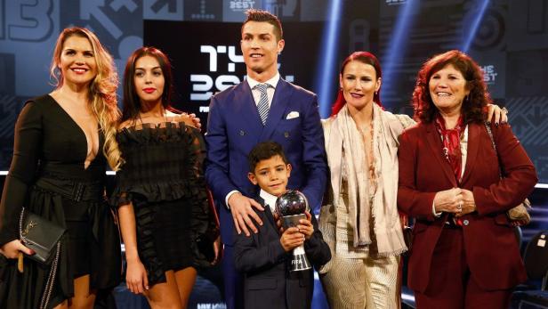 Überraschung: Ronaldo zeigt neue Freundin