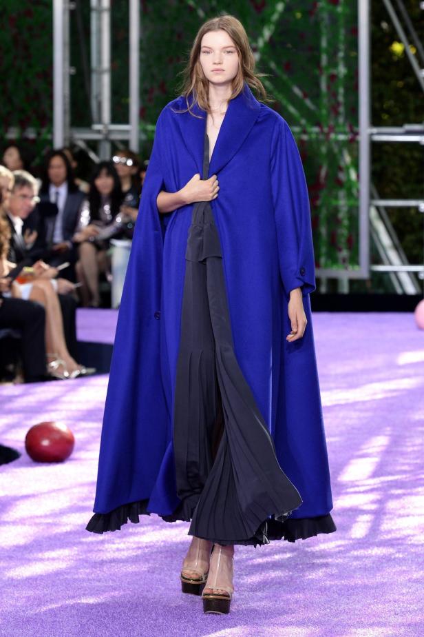 Haute Couture in Paris: Dior gab sich ganz romantisch