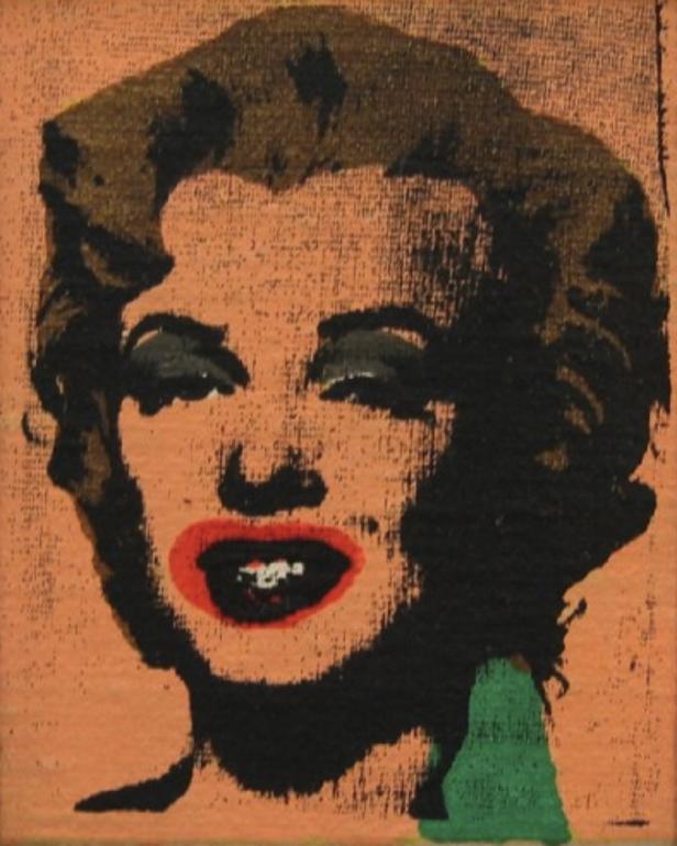 Ein Pop-Art-Porträt von Marilyn Monroe mit roten Lippen.