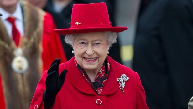 Hatte Queen Elizabeth eine Affäre? Ex-Pressechef ärgert sich