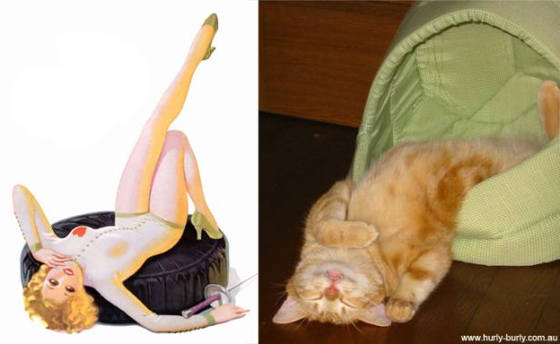 Ein Pin-up-Girl liegt auf einem Reifen, daneben eine schlafende Katze in einem grünen Katzenbett.