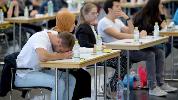 10.000 Anwärter rittern um Studienplatz