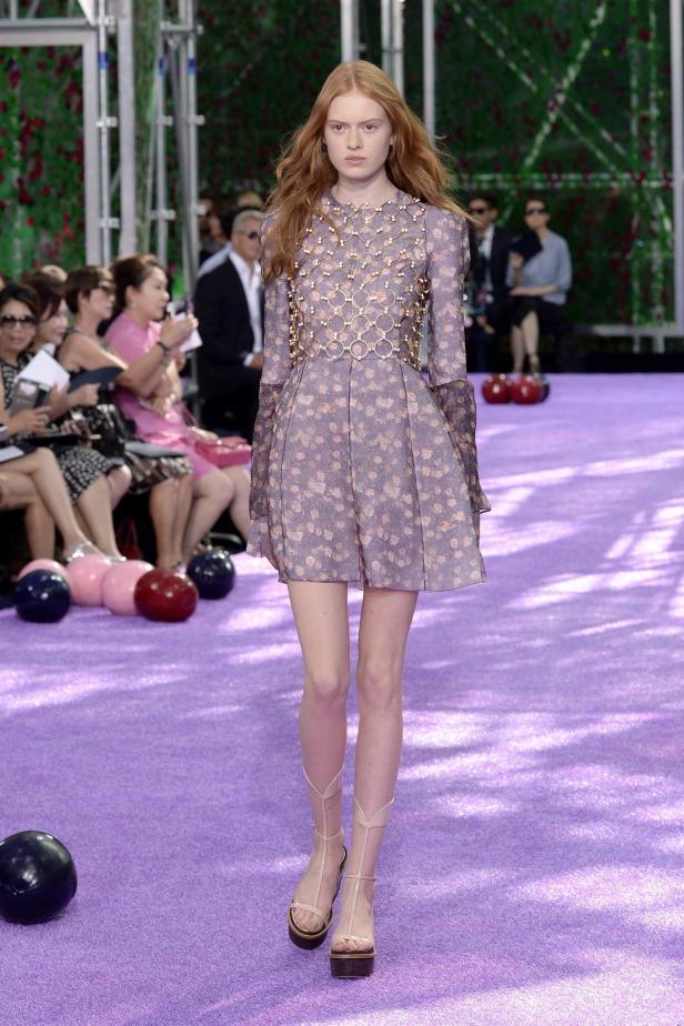 Haute Couture in Paris: Dior gab sich ganz romantisch