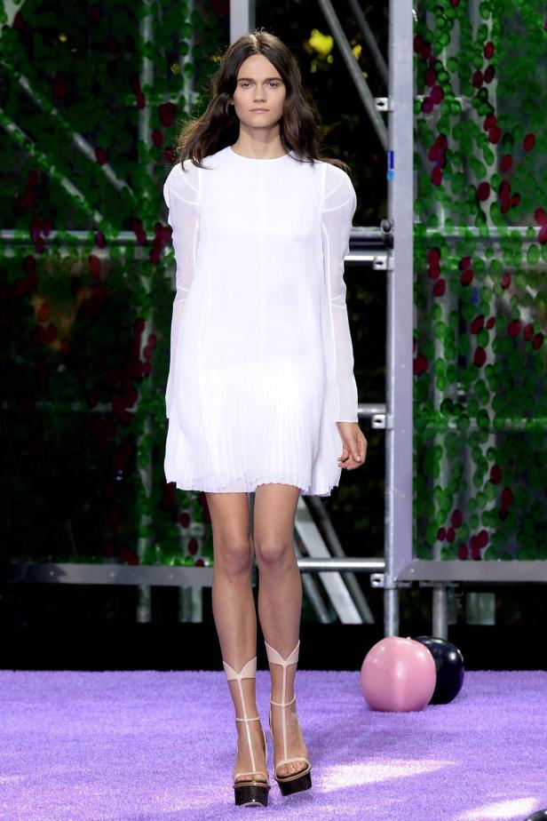 Haute Couture in Paris: Dior gab sich ganz romantisch