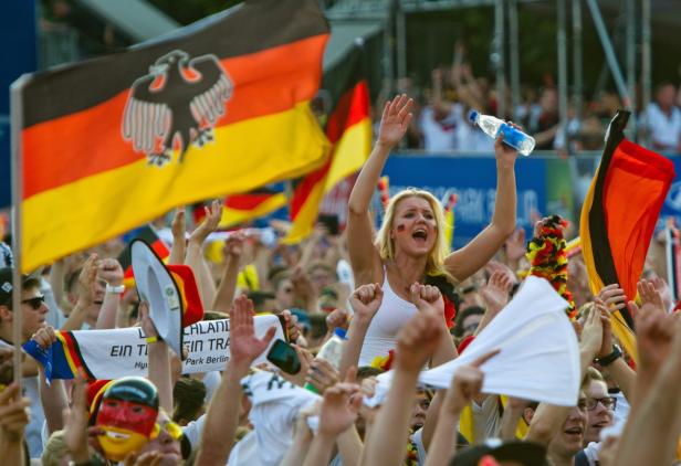 Schwarz-rot-gold-Party von Rio bis Berlin