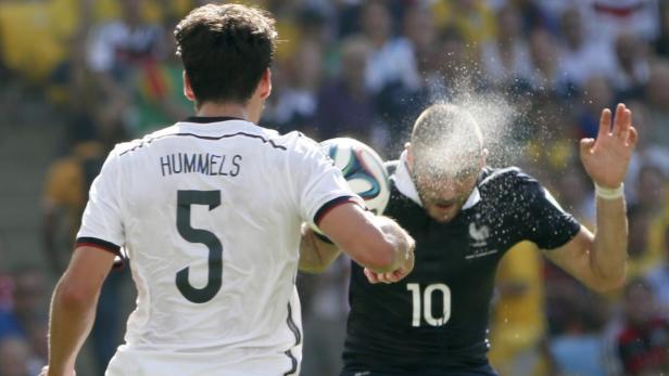 Hummels köpfelt Deutschland ins Halbfinale