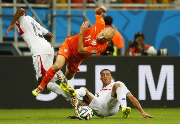 Niederlande gewinnen Viertelfinal-Krimi