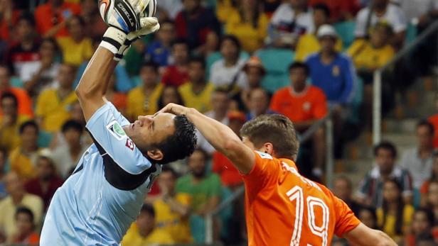 Niederlande gewinnen Viertelfinal-Krimi