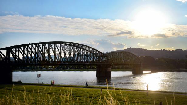 Sperre für Abriss der Linzer Eisenbahnbrücke ab Samstag