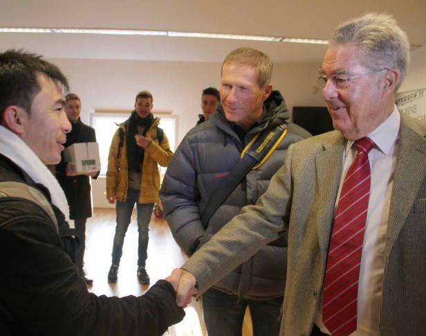 ... vom Treffen mit dem Alt-Präsidenten