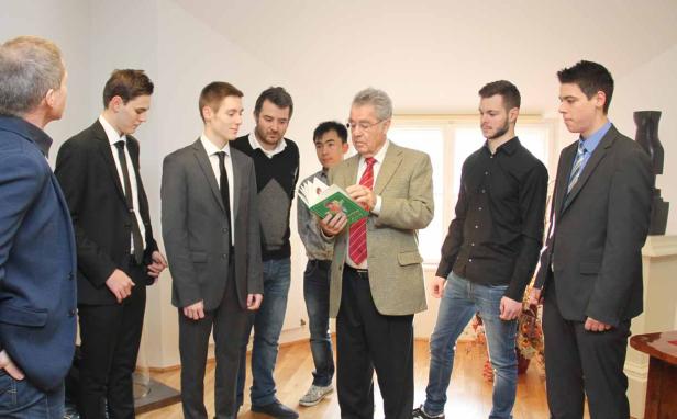 ... vom Treffen mit dem Alt-Präsidenten