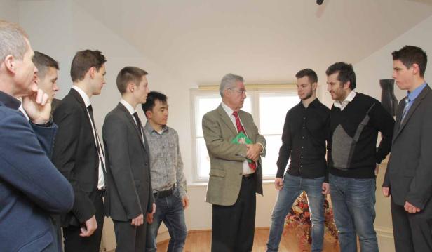 ... vom Treffen mit dem Alt-Präsidenten