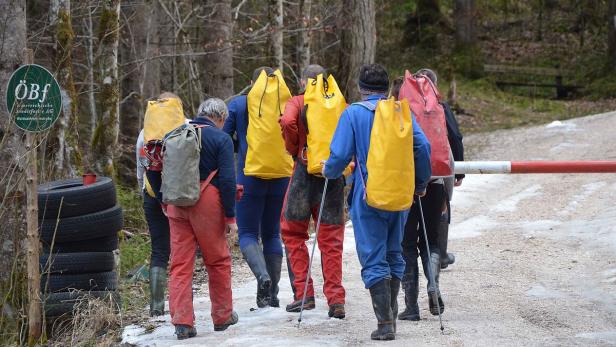 Höhlenforscher fiel nach 17 Stunden Arbeit tot um