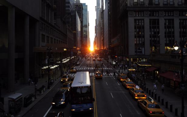 Naturphänomen: Sonnenstraßen in New York