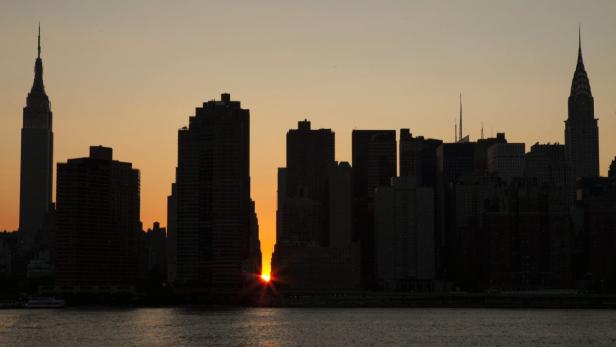 Naturphänomen: Sonnenstraßen in New York