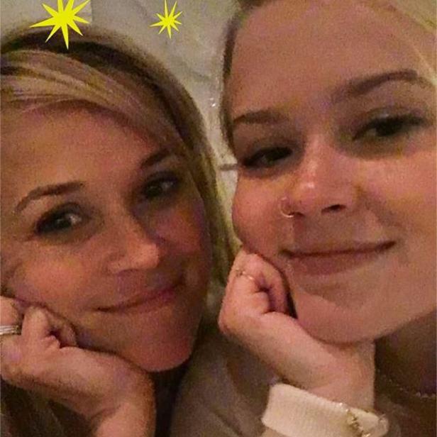Reese Witherspoon: Tochter kellnert in Pizzeria