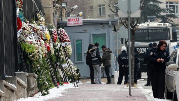 Türkei: Zwei Haftbefehle nach Mord an russischem Botschafter