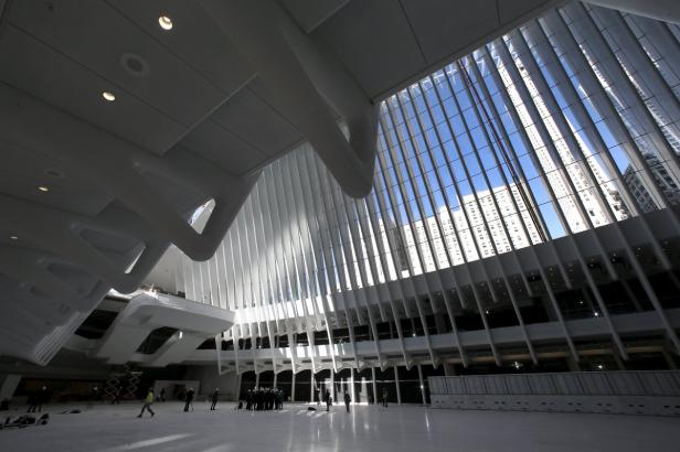 Innenansicht des World Trade Center Transportation Hub in New York.