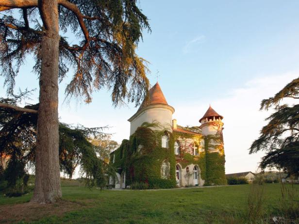 ©Traum-Ferienwohnungen_schloss-in-frankreich.jpg