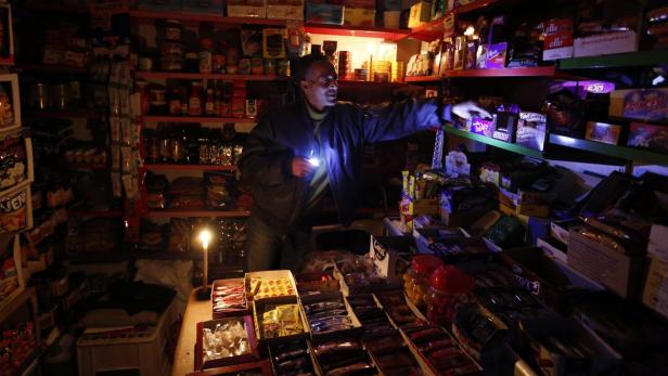 Nationwide power outage hits Syria, state media re