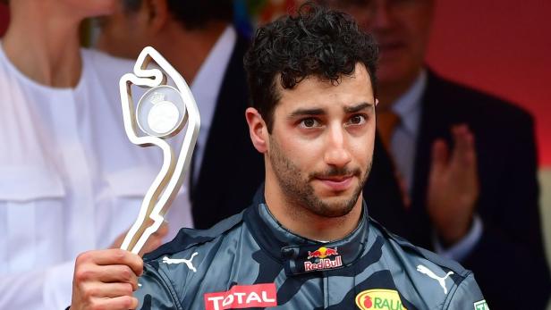 Red Bull verschenkt Ricciardos Sieg