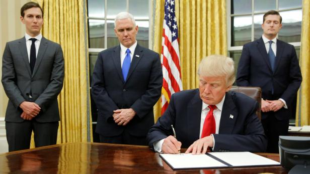 Donald Trump vergoldet das Oval Office