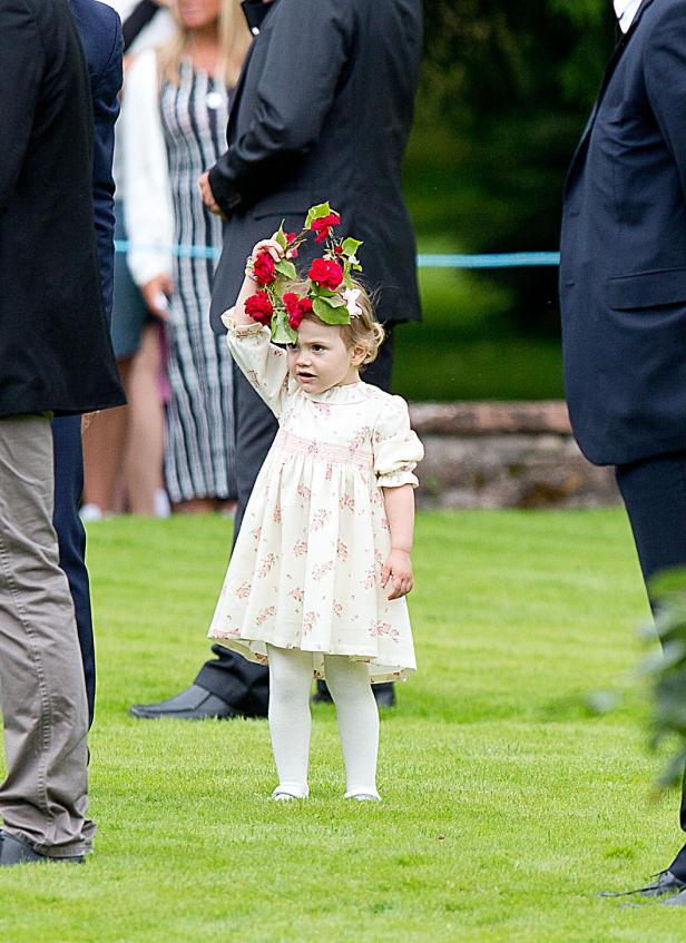 Prinz Oscar: Erstes offizielles Bild von Victorias Sohn