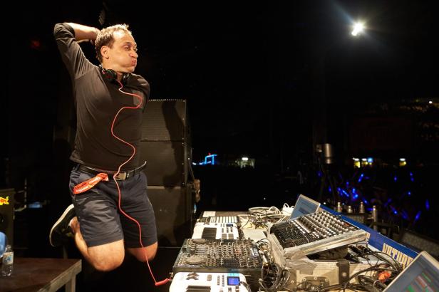 GERMANY MUSIC Paul van Dyk: Wirbelbruch & Gehirnerschütterung