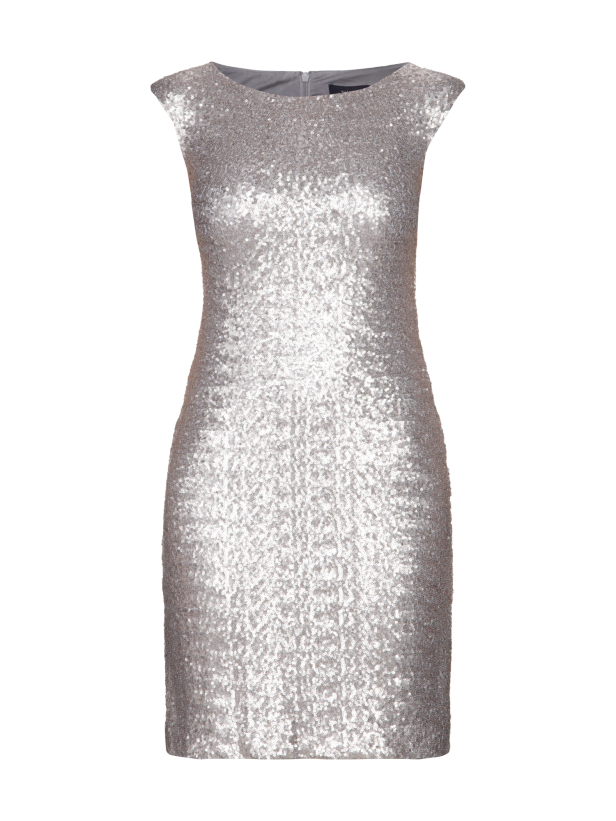 Ein ärmelloses, silbernes Paillettenkleid.