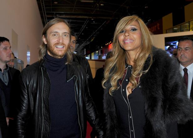 David Guetta und Cathy Guetta posieren zusammen.