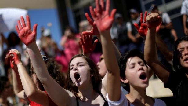 16-jährige Brasilianerin schildert Gruppenvergewaltigung: "Fühle mich wie Müll"