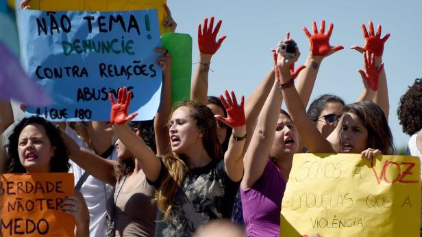 16-jährige Brasilianerin schildert Gruppenvergewaltigung: "Fühle mich wie Müll"