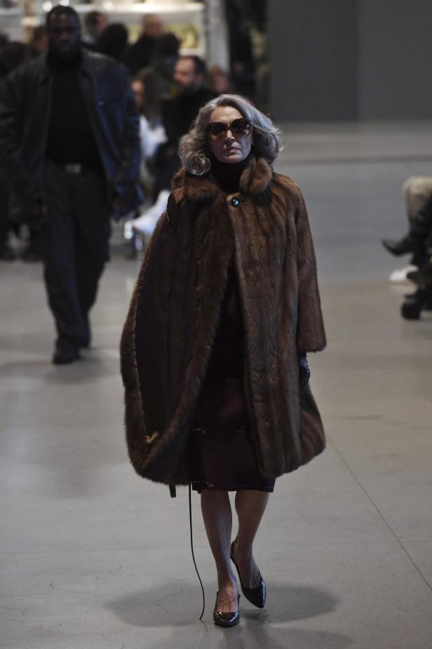 Haute Couture in Paris: Die Looks werden gewagter