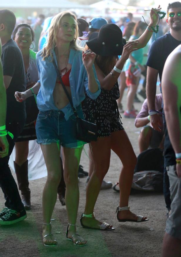Durchgefeiert: Lockere Promis am Coachella Festival
