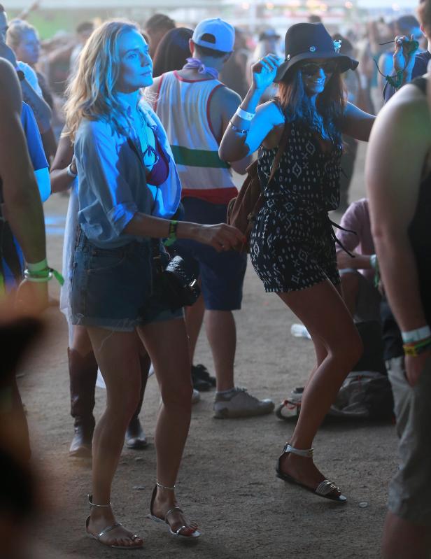 Durchgefeiert: Lockere Promis am Coachella Festival