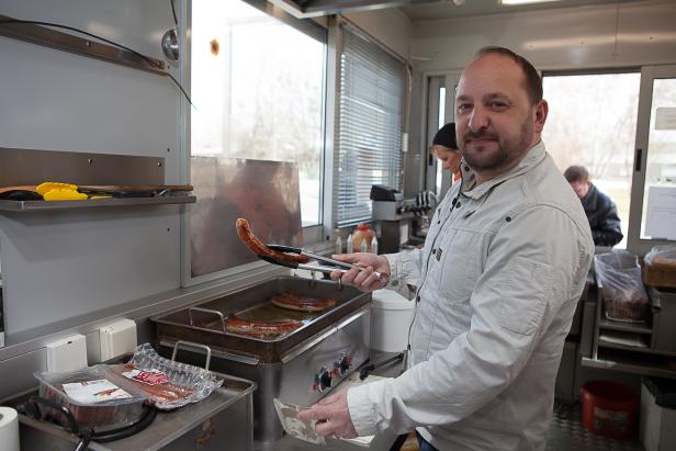 Die gegrillte Käsekrainer