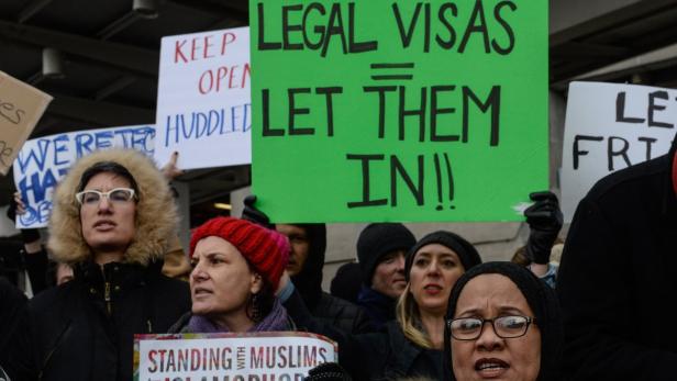 Bundesgericht stoppt Ausweisung von Flüchtlingen