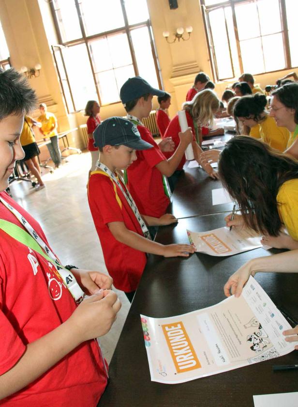 ... rund um die Kinderuni-Wien-Sponsion 2014