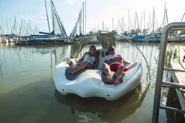 Schwimmende Insel aus Österreich sticht in See