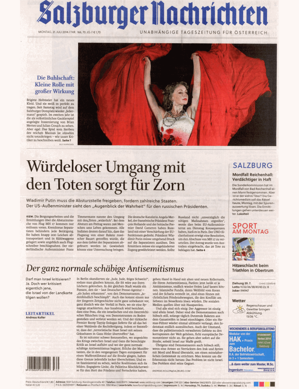 Titelseite der Salzburger Nachrichten mit einem Foto von Brigitte Hobmeier in einem roten Kleid.