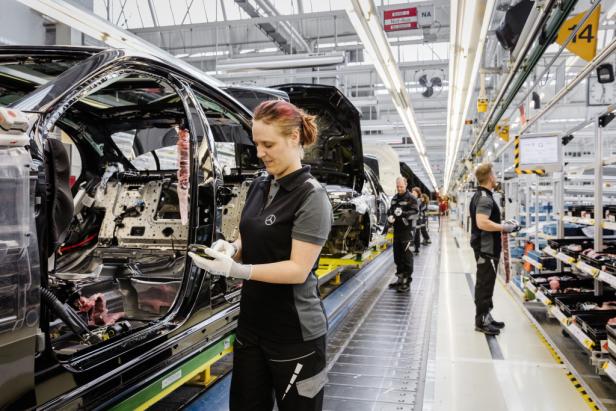 Daimler-Chef Zetsche: Dumm, Vorteil des Diesels zu verschwenden